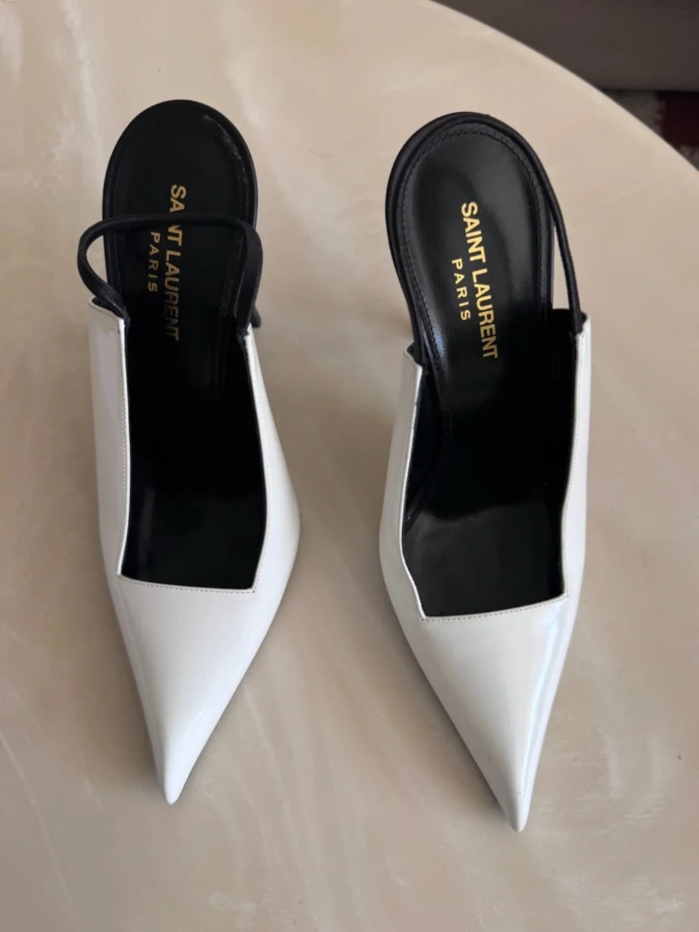 Saint Laurent Raven 110 Patent Leather Slingback Pumps in Blanc - Picture 4 of 10